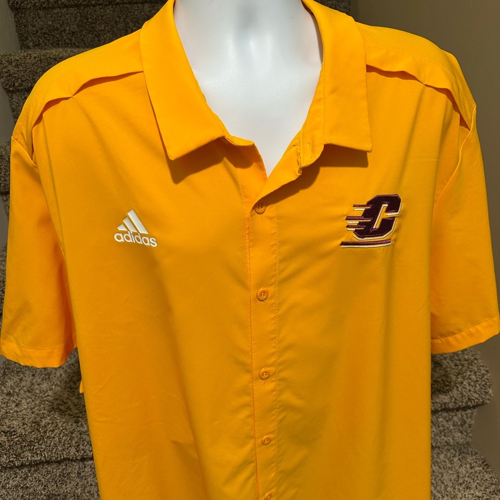 Exclusive bright *CMU Central Michigan* Adidas button up men’s wicking shirt 2X
